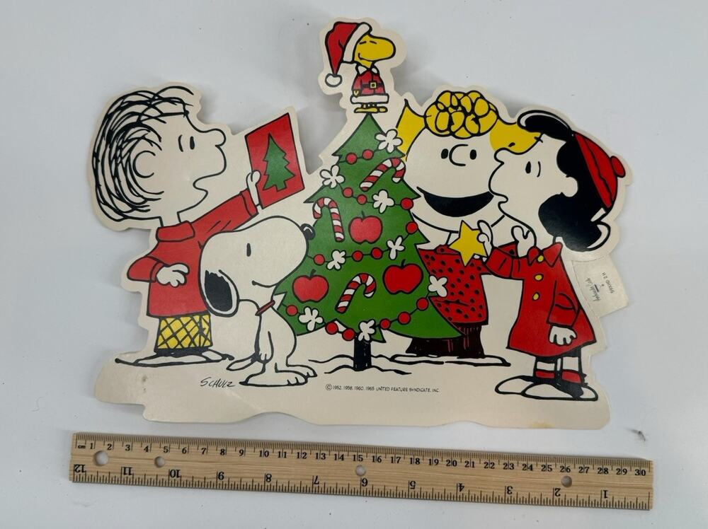 Vintage DIE CUT HALLMARK Peanuts Gang Decorating Christmas Tree